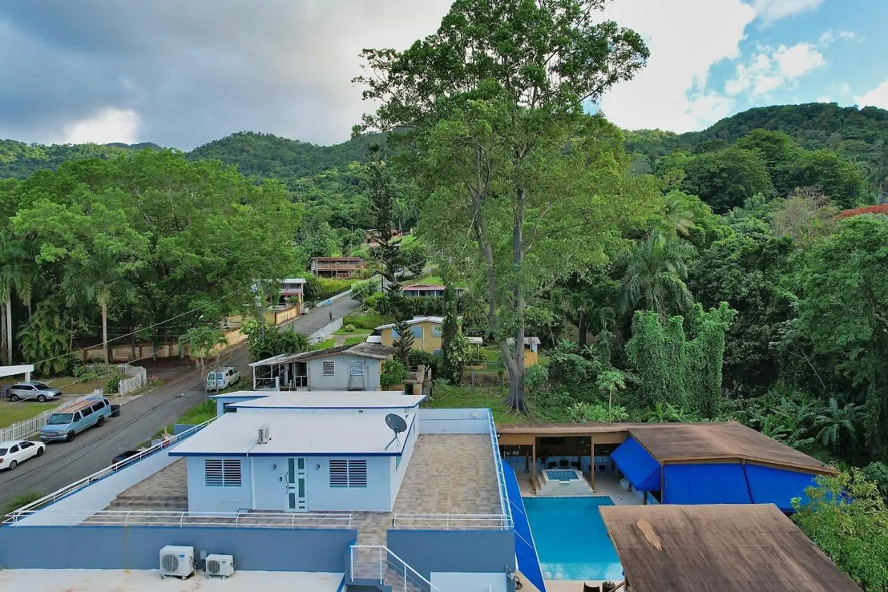 Casa Colinas: El Yunque Rainforest Villa With Pool, Heated Jacuzzi & Terrace Rio Grande