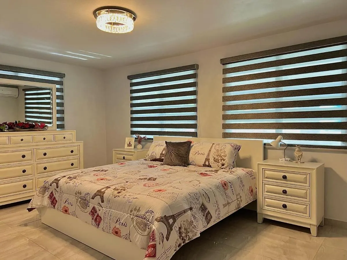 Casa Colinas: El Yunque Rainforest Villa With Pool, Heated Jacuzzi & Terrace 里奥格兰德
