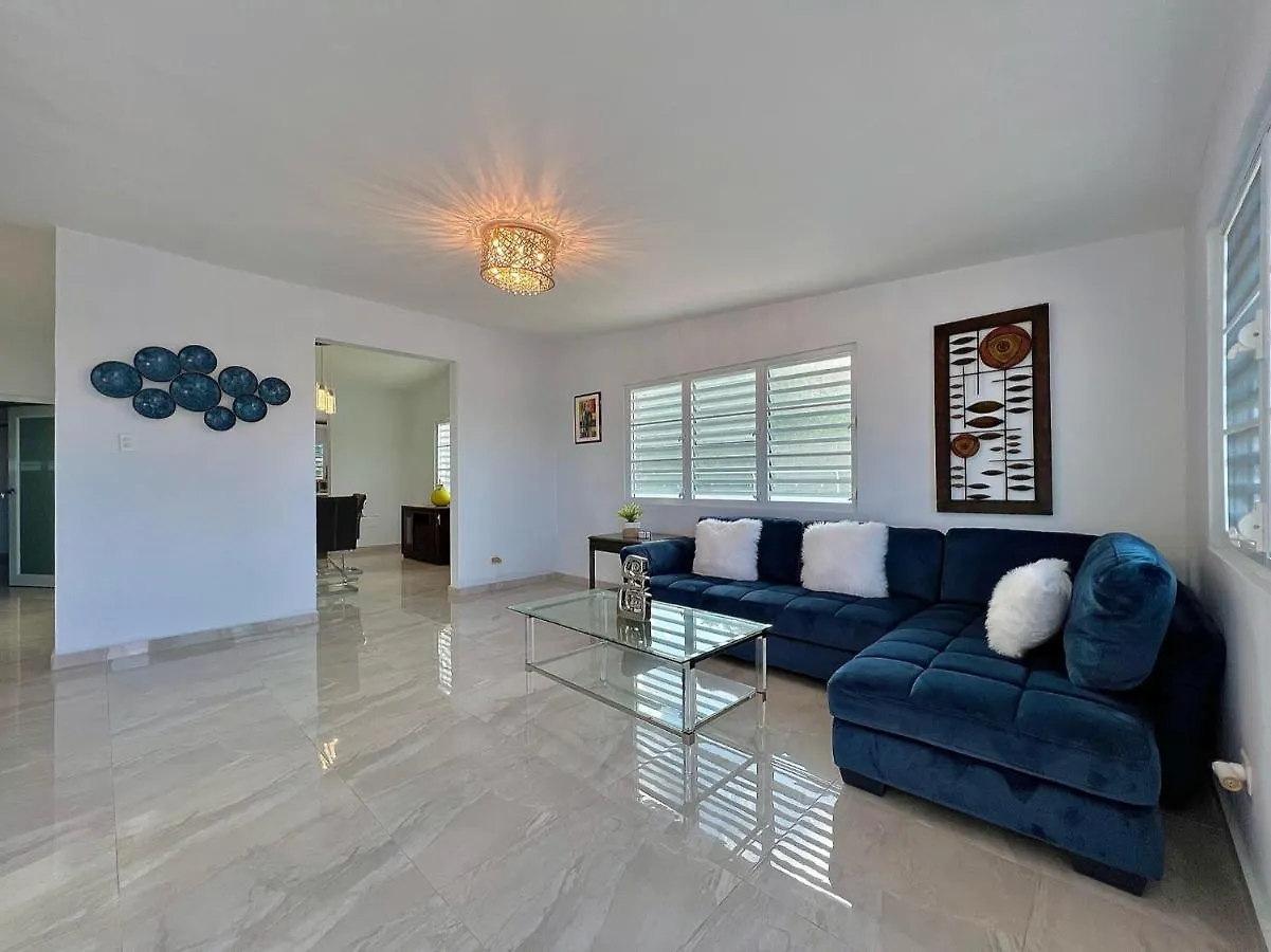 Casa Colinas: El Yunque Rainforest Villa With Pool, Heated Jacuzzi & Terrace 里奥格兰德