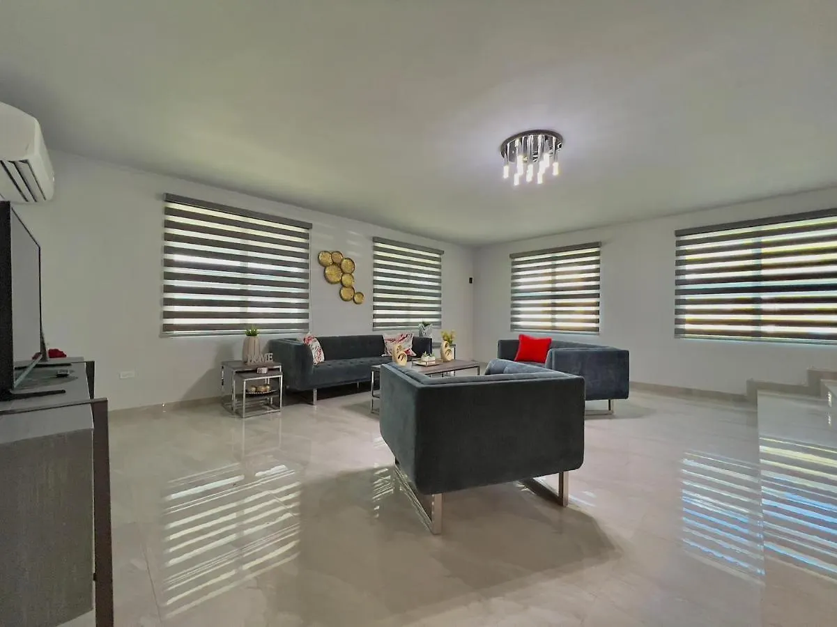 Casa Colinas: El Yunque Rainforest Villa With Pool, Heated Jacuzzi & Terrace 里奥格兰德