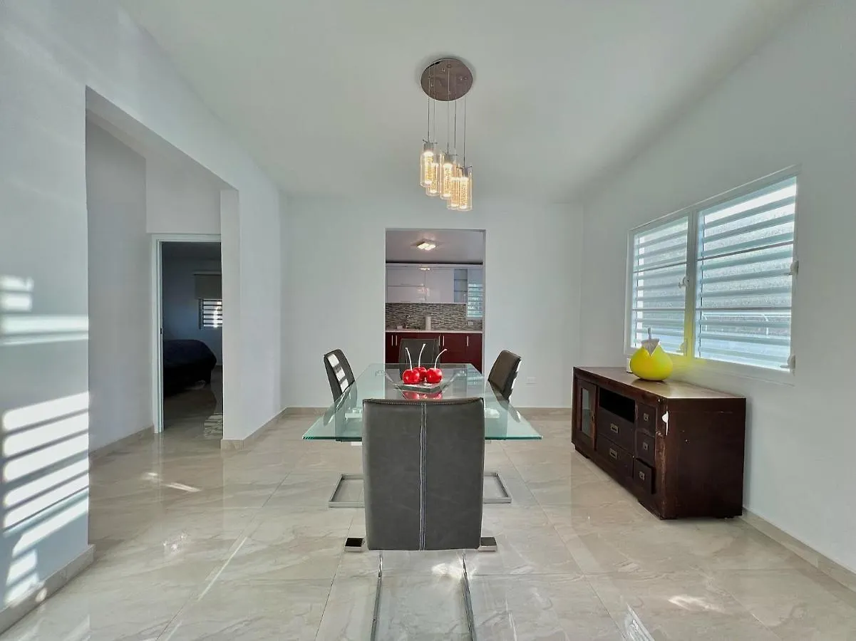 Casa Colinas: El Yunque Rainforest Villa With Pool, Heated Jacuzzi & Terrace 里奥格兰德